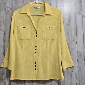 Christopher & Banks Yellow Rayon Crinkle 3/4 Sleeve Button Down Shirt Medium
